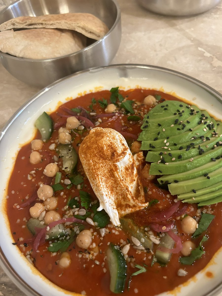 wanillaoats's tweet photo. been loving Shakshuka recently 😋 https://t.co/rjHYXA1QsA