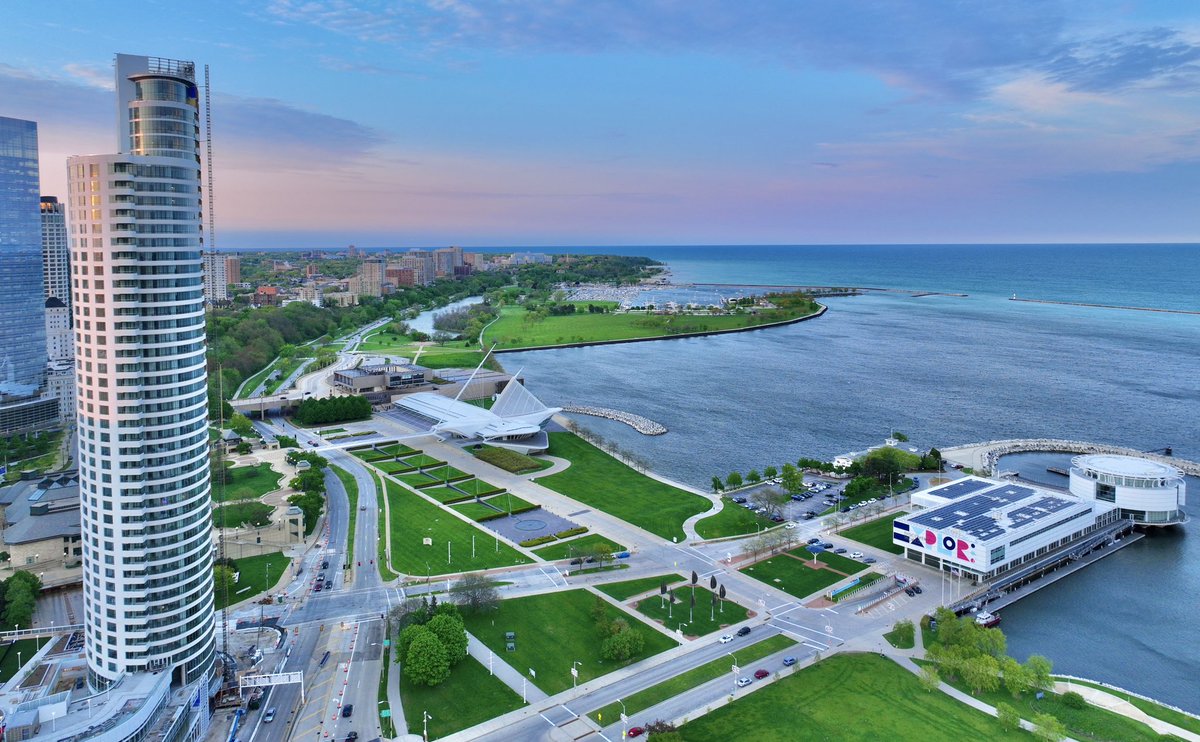 IsaacRowlett's tweet image. hello from the “horrible city” of Milwaukee, Wisconsin
