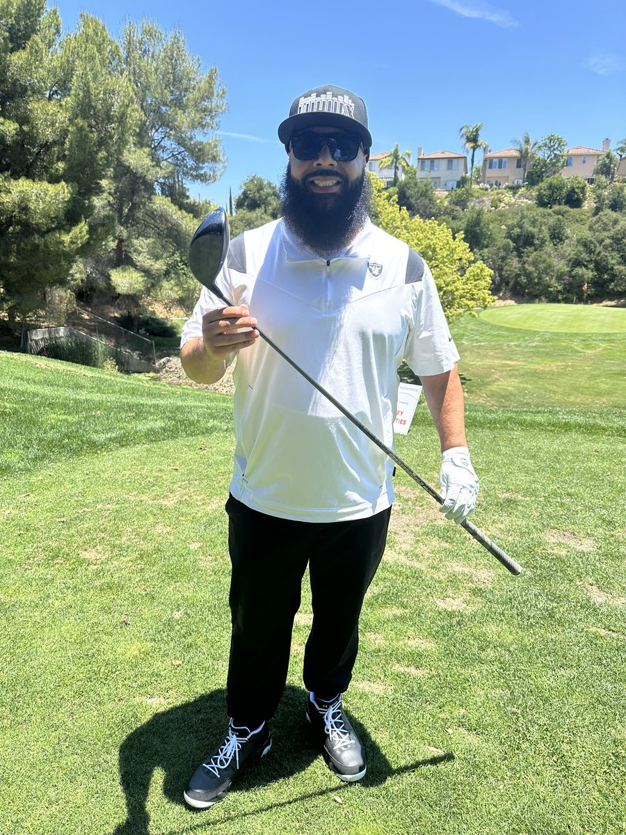 DjLuiJay's tweet photo. Anyone down for some ⛳️ https://t.co/LT4ODjeLgM