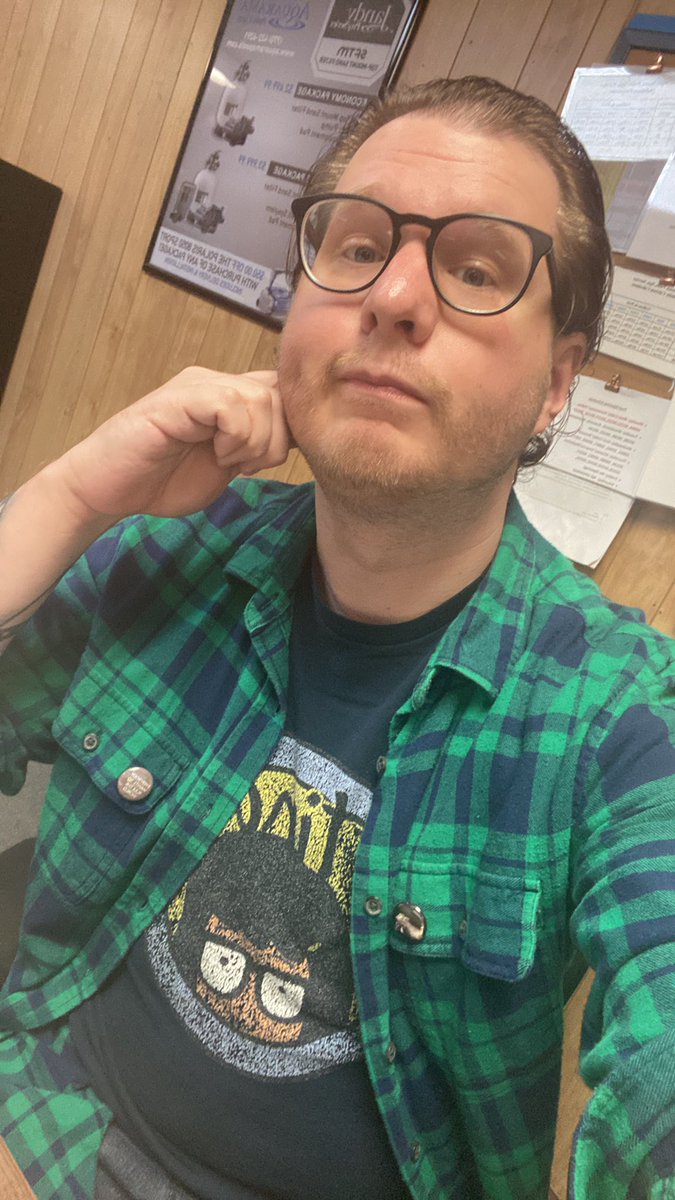 GimmeMoore34's tweet photo. Feeling very BLUE today #DaBaDee https://t.co/XYHyiX3Kwh