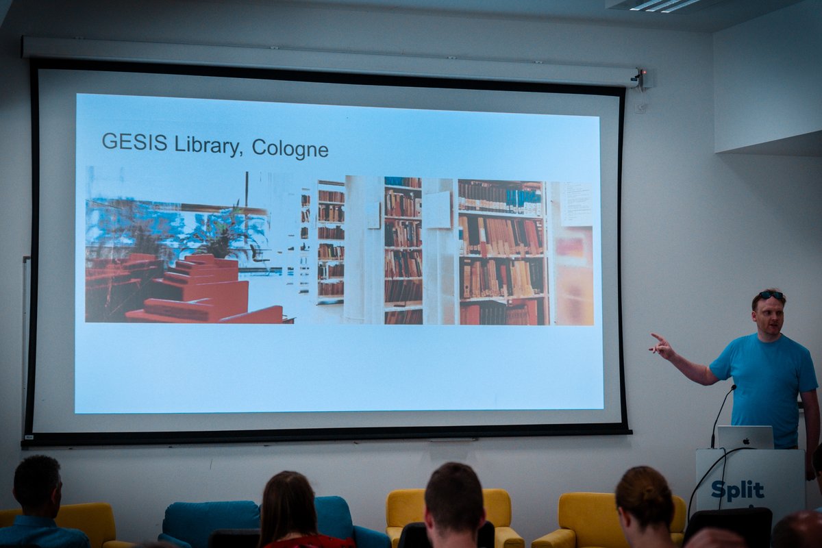 (🧵3/3) Participants engaged in a live demonstration and discussion, exploring the potential of these tools to improve the transparency and replicability of computational social science research.

#CESSDAConference2024 #SocialSciences #Humanities