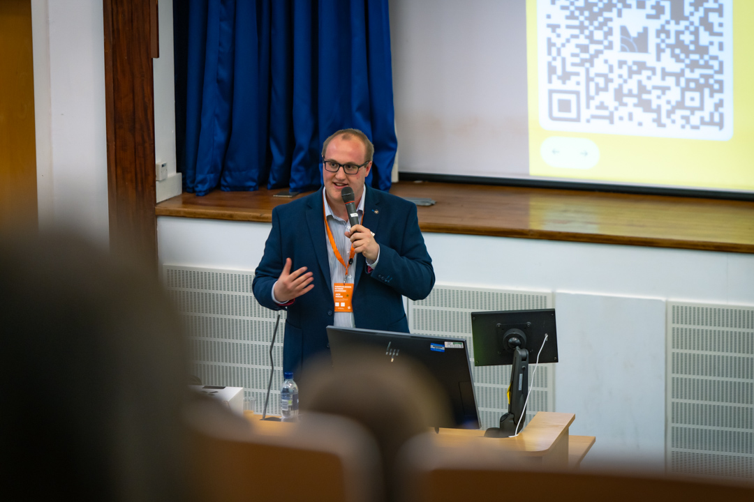 Abertay University tweet media