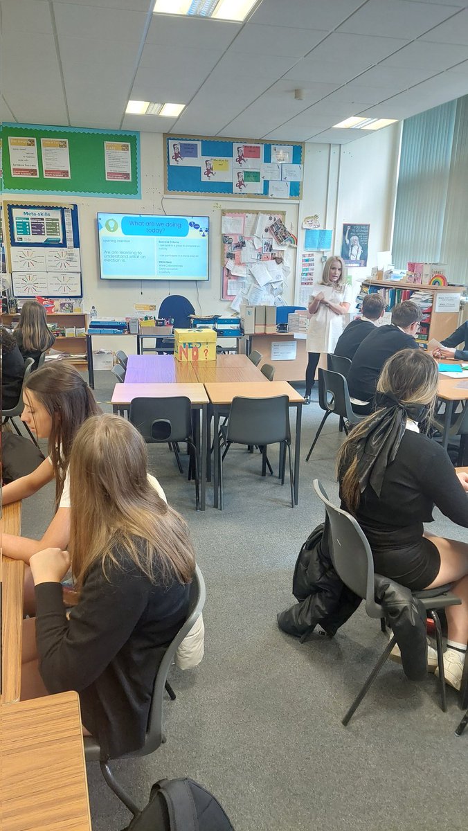 KAhumanities's tweet image. Fantastic effort from the S3 Modern Studies mock election. Could show some politicians how to run a campaign! @KilsythAcademy @MissCraigMod