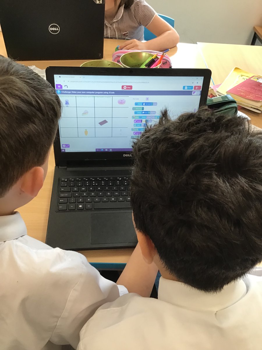 AVPA_Y4's tweet image. We are really invested in #BupaCodingDay #HealthyLunchBot #CodingAdventure #GetwiththeProgram @AVPASchool