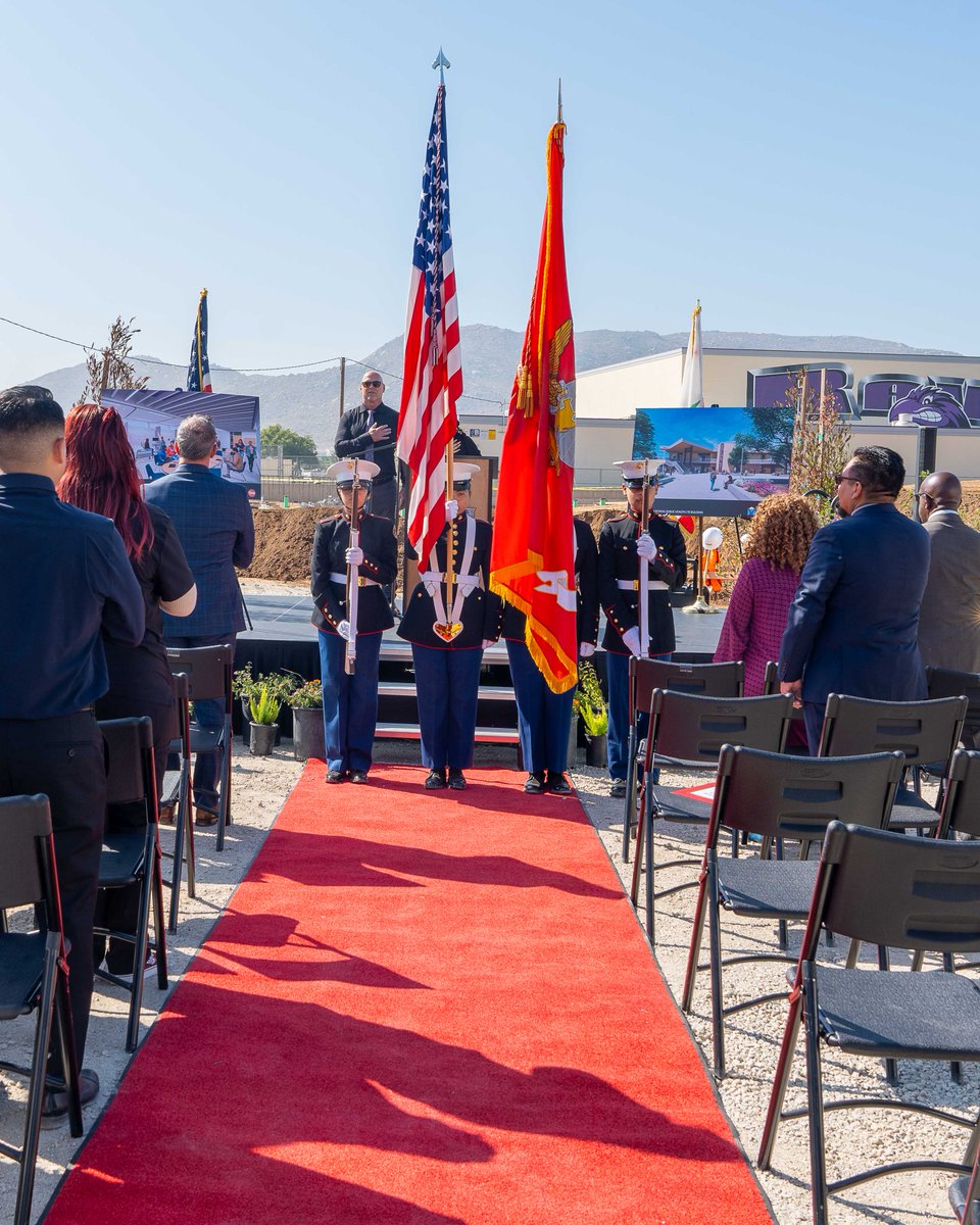 📣 Exciting News! Vista Del Lago High School broke ground on its new Health Academy Building! With 2 Emergency Response Classrooms, 1 Lab, 2 Patient Care Classrooms, and 1 Lab in 18,813 sq. ft., this will elevate healthcare education.
#mvusdgobeyond #morenovalley