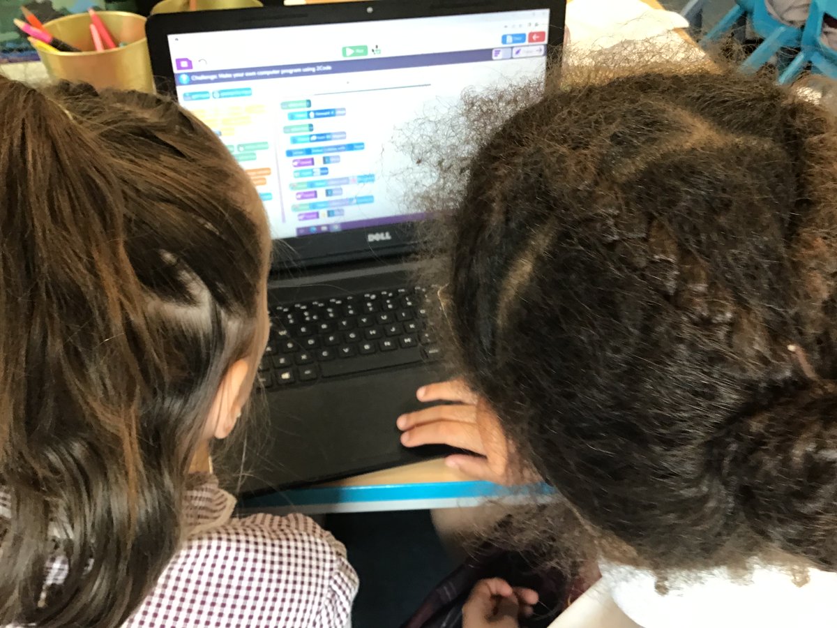 AVPA_Y4's tweet image. We are really invested in #BupaCodingDay #HealthyLunchBot #CodingAdventure #GetwiththeProgram @AVPASchool