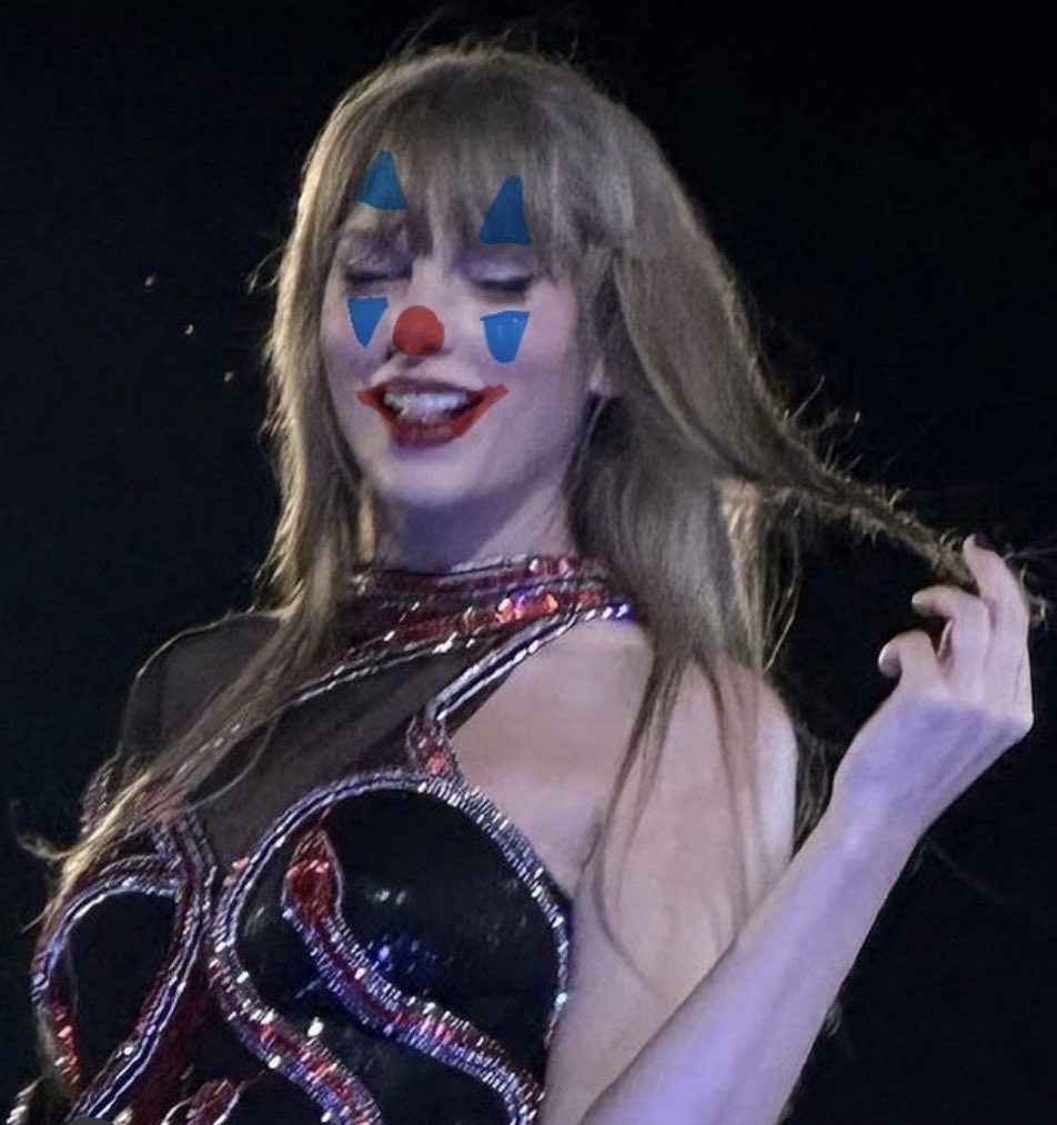 lights, camera, b!tch, clown #TSTheErasTour #LiverpoolTSTheErasTour