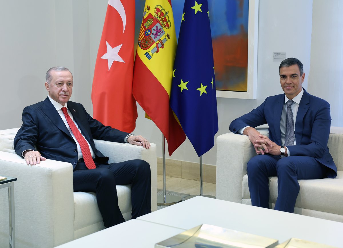 Recep Tayyip Erdogan with Spanish president Pedro Sanches
