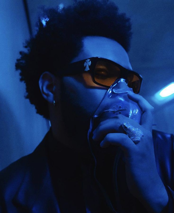 Billie Eilish joins Taylor Swift and The Weeknd as the ONLY artists to surpass 100 MILLION monthly listeners on Spotify, as she reaches a new peak of 100,317,773 (+848,632).