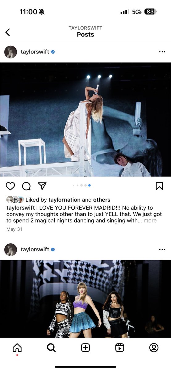 amerriman13's tweet image. You guys the lights in the pictures from the last 3 shows count down…3…2…1 🤡🐍😜 #ReputationTaylorsVersion 100th show is gonna be wild!!!! #TSTTPD