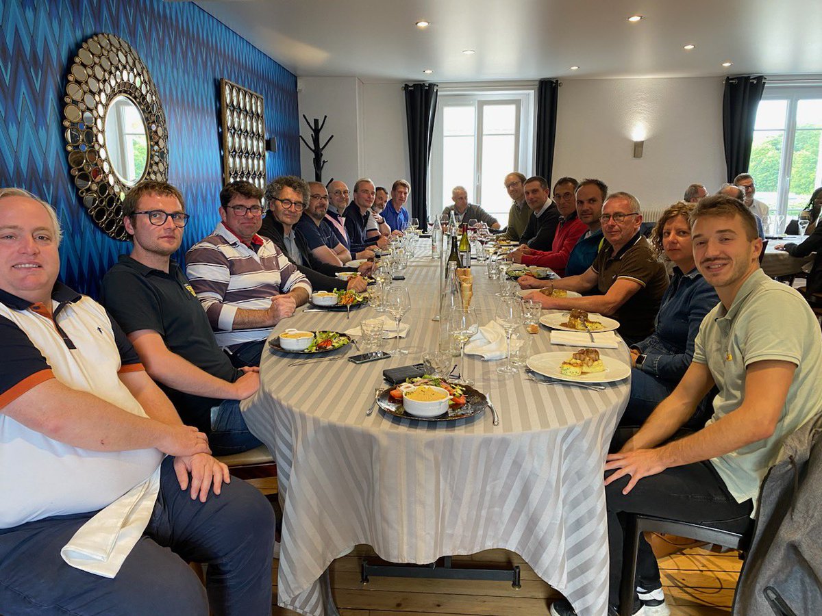 Échanges très constructifs hier avec un groupe d’agriculteurs de différentes régions, avec des pratiques diverses et variées pour échanger sur la culture du maïs 🌽 🇫🇷 <a href="/DEKALB_FR/">DEKALB-FieldView by Bayer France</a>