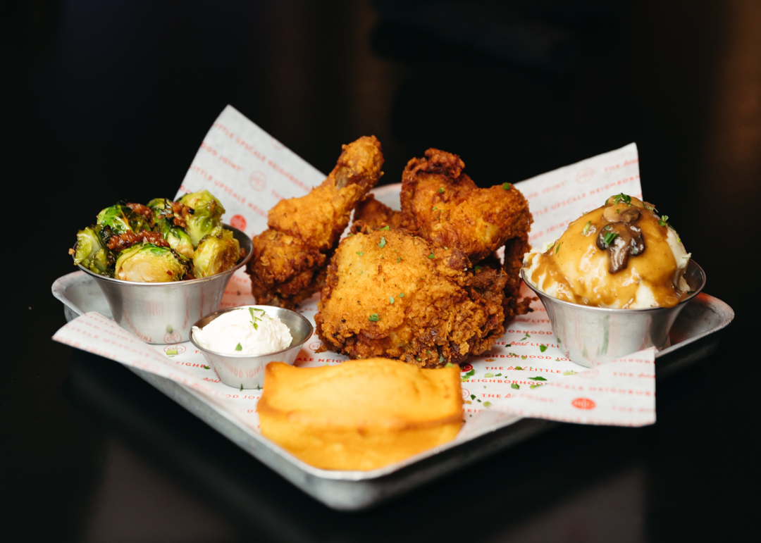 Turn up the flavor this Thursday with our Jalapeño Fried Chicken 🔥

Marinated in jalapeño buttermilk for four days, our hand-breaded chicken is pressure fried to perfection, #GetInHere and taste for yourself 👏