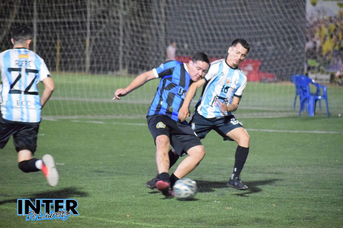 interdelaurelty's tweet image. 🔰 我们的资格争夺战仍在继续 🇨🇳!!

En el juego de regularización (fecha 6) de la @ligadetuiteros el Nerazzurri sigue de racha en la categoría A, tras vencer 4-2 a Acabados y subir a la 5ta. posición.

Goles:
Vicente Marecos ⚽⚽
Leonardo Giménez ⚽
Juan Benítez ⚽

#VamosInter🔵⚫️
