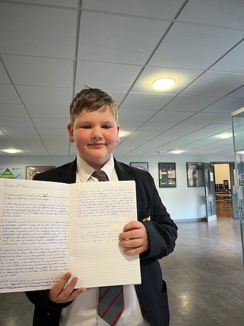 Incredible to celebrate the achievements of so many students again today at our 2nd Proud Table of the term! Students shared their brilliant academic, sporting, musical and artistic successes of the week with Mrs Raku! Well done to all. #teamsharnbrook