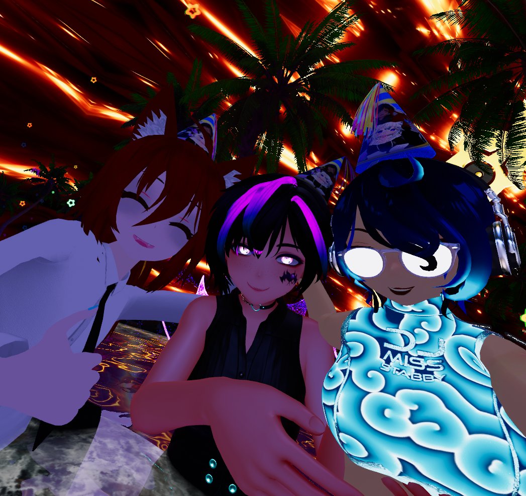 Miss Stabby tweet media