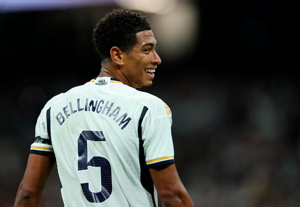 tosin_saibu's tweet photo. This is what I've been telling you guys ... Bellingham is a mid player.
That guy runs around in most of their matches, gets one goal and the nonsense ballon d'or topic pops up again.
He isn't special, he's just rolling with the big boys ... Radarada #BORMAD #Madrid #championsleague