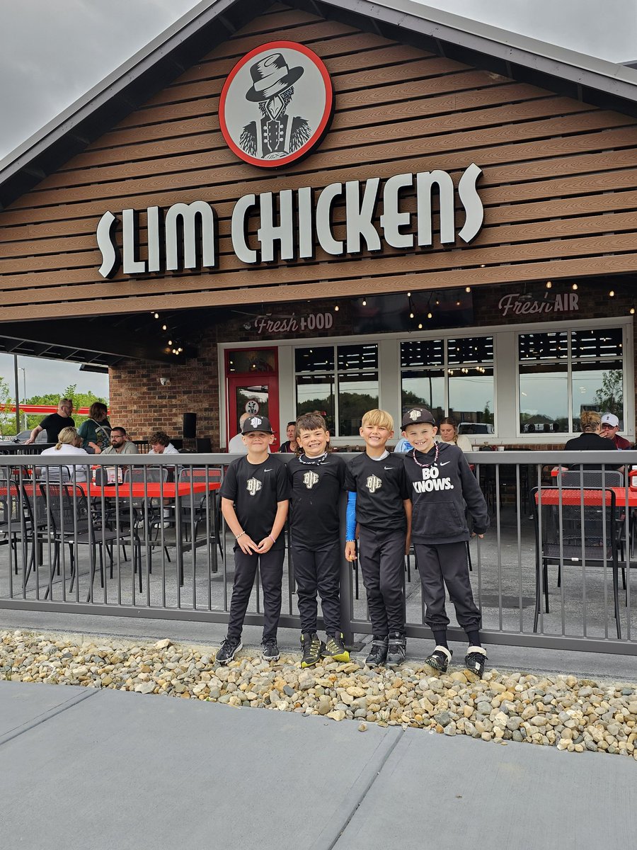 BO KNOWS <a href="/slimchickens/">Slim Chickens</a> !!

#GrandPark 
#FreedomClassic