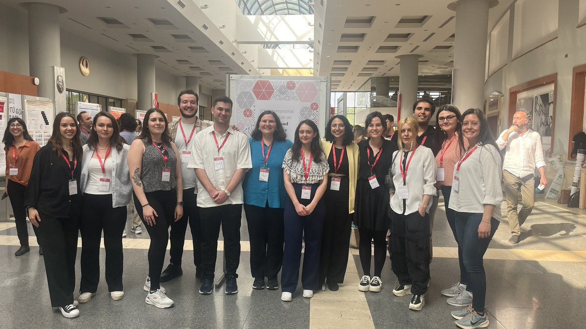 BUrgenlab's tweet image. As CCNLAB, we had a wonderful time @isbcs2024. Thanks to the organizers for the wonderful organization! #isbcs2024