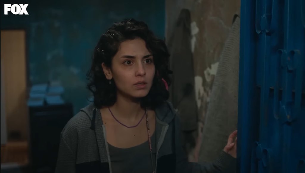 lucyl21_'s tweet photo. I wished for this parallel so much but not like this…💔 #AsLaz #Yabani https://t.co/vdkfOtrM0P