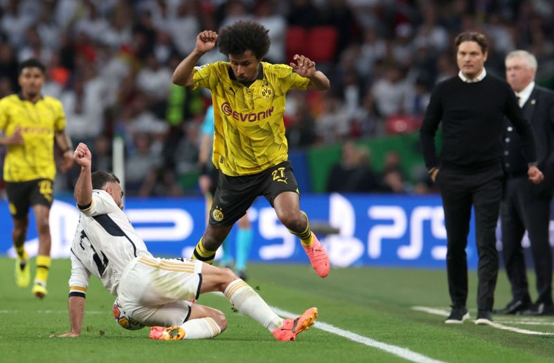 HT: Borussia Dortmund 0-0 Real Madrid

The last three players to hit the woodwork in a Champions League final:

2024 - Niclas Fullkrug.

2023 - Federico Dimarco (lost his final with Inter).

2022 - Sadio Mane (lost his final with Liverpool).