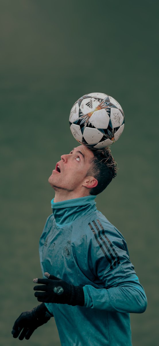 margraphx's tweet photo. 4K #Wallpapers 
  📂Champions League 
    📂 Real Madrid🤍🔥✨
      📂 Cristiano Ronaldo🩵⭐️ https://t.co/l1qX4hYo7S