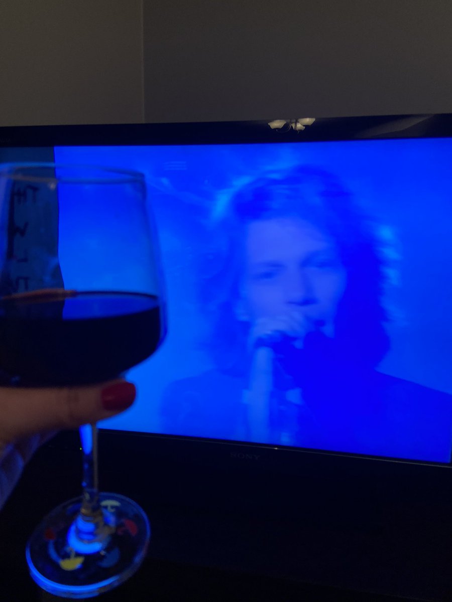 🍷 Wine & @BonJovi at the BBC Saturday night sorted! 😎