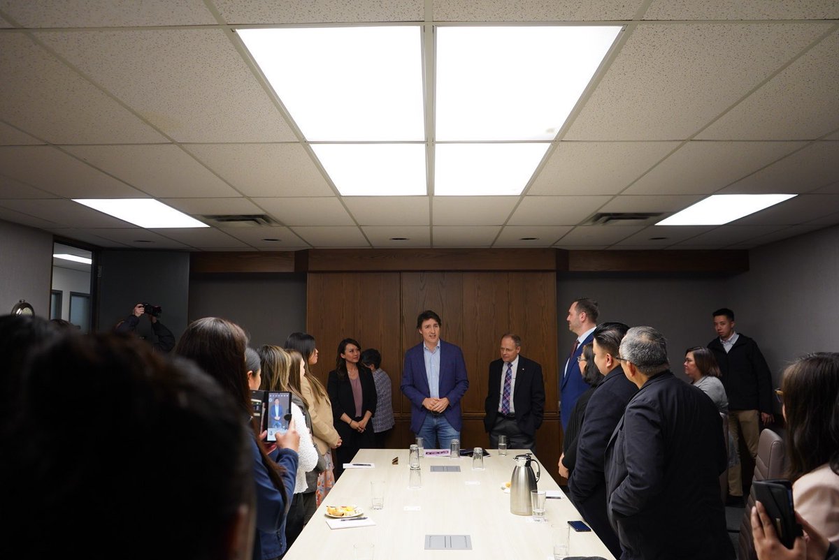 Happy Filipino Heritage Month!

As the daughter of 🇵🇭 immigrants, this month is very special to me.

With nearly 1 million Filipino-Canadians across the country, this is a time to celebrate our 🇵🇭 neighbours and friends, and the contributions we make to our communities every day.