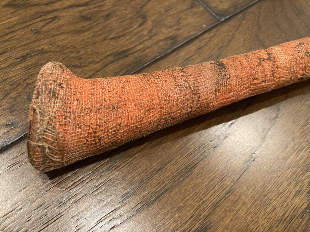 BOMsqwad's tweet photo. For Sale:

If you love Dubon and want a game used piece to set up beside his new Astros Gold Glove Bobblehead, check out this bat!

It’s got this sweet orange wrapped axe handle!

DM if interested! https://t.co/zBdAWHlYkA
