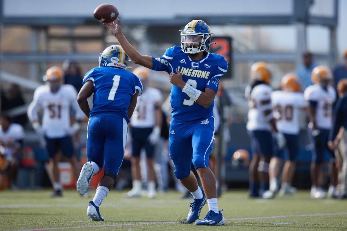 AGTG! After a great conversation with <a href="/LaneKnost/">Coach Lane Knost</a> I’m blessed to receive my 1st Offer from Limestone University! <a href="/coachpsrice/">Preston Rice</a> <a href="/LimestoneFB/">Limestone Football</a> <a href="/RHHSBearcatsFB/">Rock Hill Football</a> <a href="/CoachBirch93/">Randy Birch</a> <a href="/Jake_Bentley_/">Jake Bentley</a> <a href="/BradRoach_8/">Brad Roach</a>