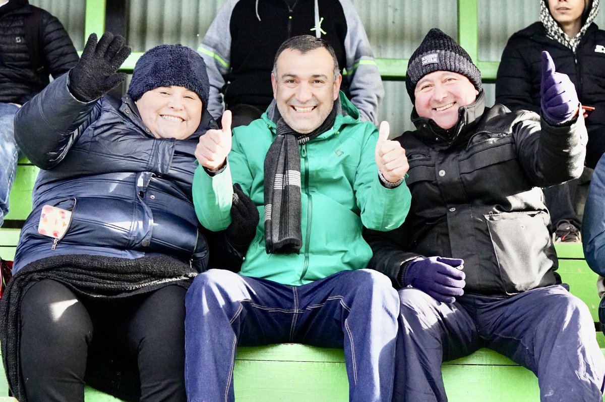 Juaneduardoconc's tweet photo. En la Cancha del Parque junto a mi querida amiga #Carmencita y mi gran amigo y hermano #Chetarro. https://t.co/XUjyeacbeJ