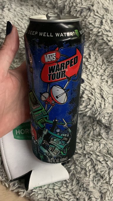 I figured out what to properly use my tallboy coozie on https://t.co/Y9riSfyHvs<a href="/tag/newprofilepic"class="tags"><span>#newprofilepic</span></a>