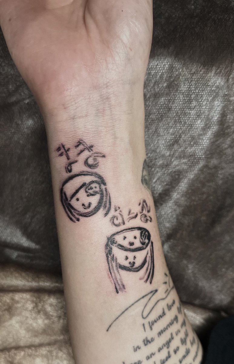 tattoo_Bcoco's tweet photo. 5月もありがとうございました‼︎
最近女性のお客さま増えて嬉しい😊

6月の後半空きあります
ご予約はDMまでお願い致します📩

#タトゥー #堺タトゥー #大阪タトゥー https://t.co/YkWnKUBUGu
