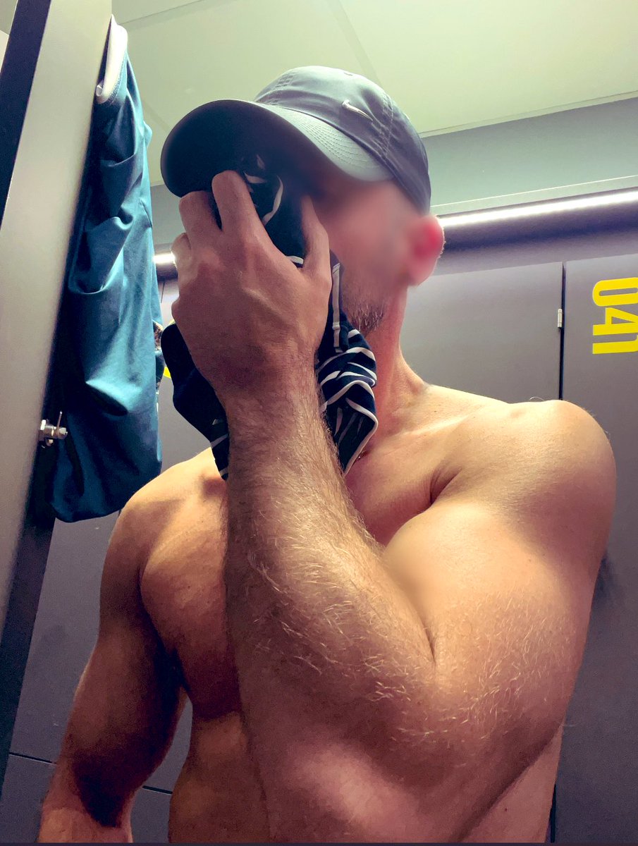 Qd tu snif bien ton calbut en fin de séance 💪🏼👃🏼🩲 #alphamale # ...