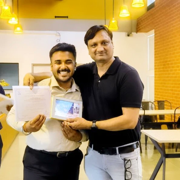 toppsoni's tweet photo. The student clubs of Rashtriya Raksha University  (RRU) have orchestrated a heartfelt farewell for the pioneering leaders and members of the student clubs. https://t.co/untbDhRFqf