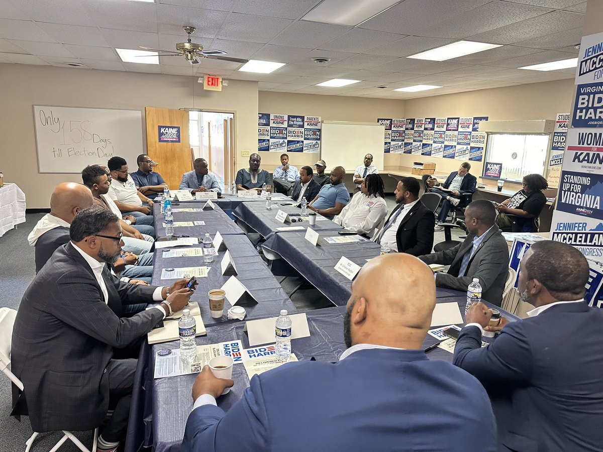 Today at our Richmond coordinated campaign office, <a href="/LevarStoney/">Levar Stoney</a>, <a href="/SenBagby/">Lamont Bagby</a> &amp; <a href="/thedrmikejones/">Michael Jones</a> led a Black voters strategy session. 

We are pumped to get people excited and prepared to vote in November 💪🏾