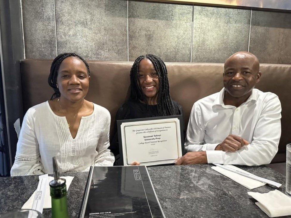 Savannah Tafireyi tweet media