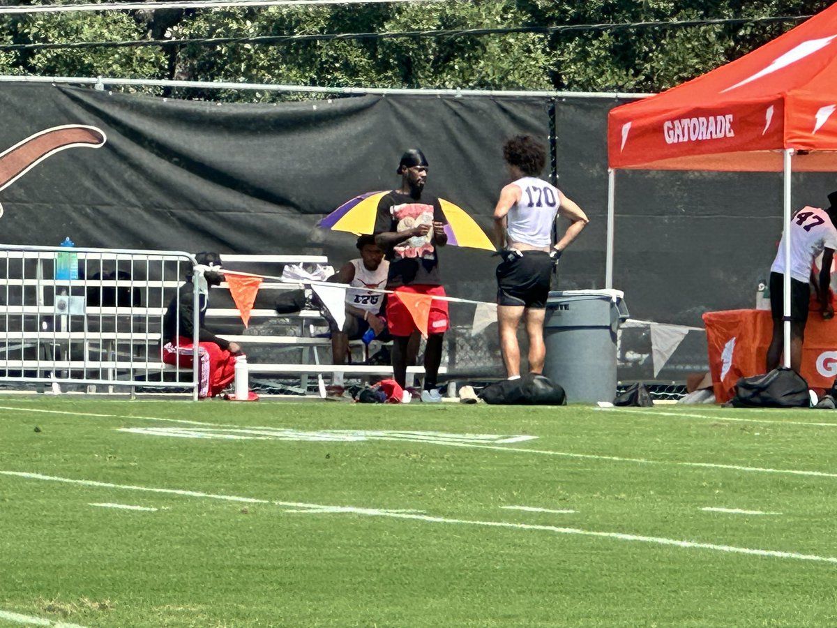 POLO ALEXANDER (@coachpolo17) on Twitter photo This is why you invest in trainers who care 💪🏼 even at the camp my dawg <a href="/BamPerformance/">Bam Performance</a> coaching <a href="/steppa_karii/">Karson (TUT) Tutwiler</a> up 🔥🔥 This is why you invest in trainers who care 💪🏼 even at the camp my dawg <a href="/BamPerformance/">Bam Performance</a> coaching <a href="/steppa_karii/">Karson (TUT) Tutwiler</a> up 🔥🔥
