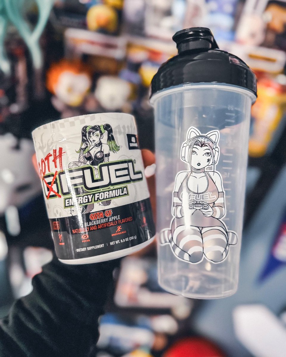 GFuelEnergy's tweet photo. ❤️ 𝗥𝗧 to win a Blackberry Apple #GFUEL "𝗚𝗢𝗧𝗛 𝗚𝗜𝗥𝗟𝗙𝗥𝗜𝗘𝗡𝗗" Energy Tub! 2 winners picked on Monday bc we could all use a goth gf! 😩 https://t.co/oh4WUG3yXx