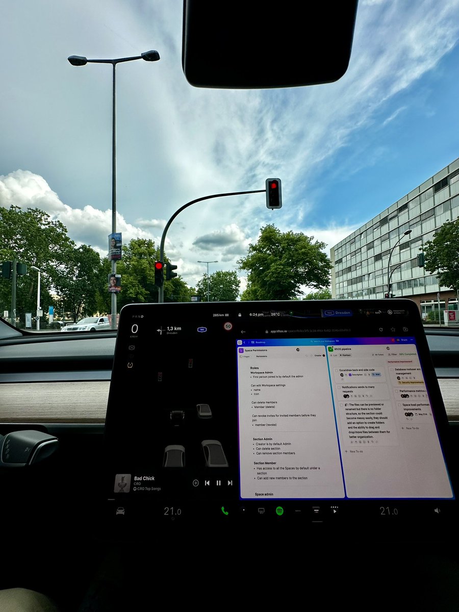 liftOS collaboration with Tesla? <a href="/elonmusk/">Elon Musk</a>