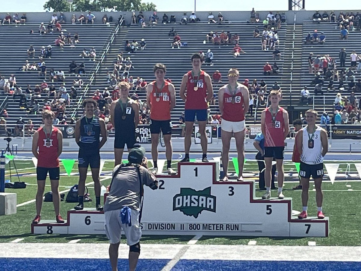 OtsegoKnightsTF's tweet photo. Junior Nathan Strahm is your State Runner Up in the 800M with a new PR and School record with a time of 1:53.61! https://t.co/dWKklm5npT