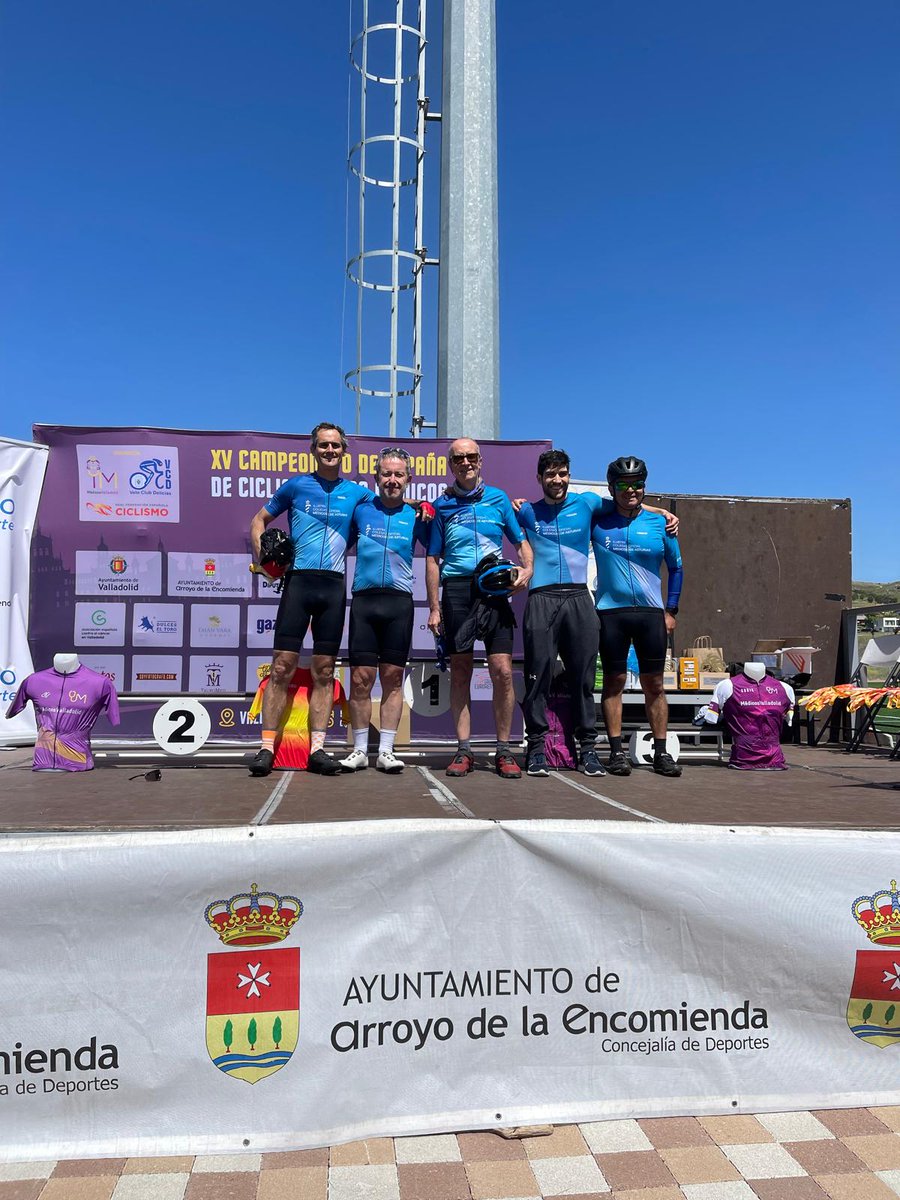 icomasturias's tweet photo. Excelente representación de los #médicosdeAsturias en el Campeonato de Ciclismo para Médicos que esta edición organiza el @ICOMVALLADOLID  #ciclismoICOMAST https://t.co/0fZ4OQt6wu