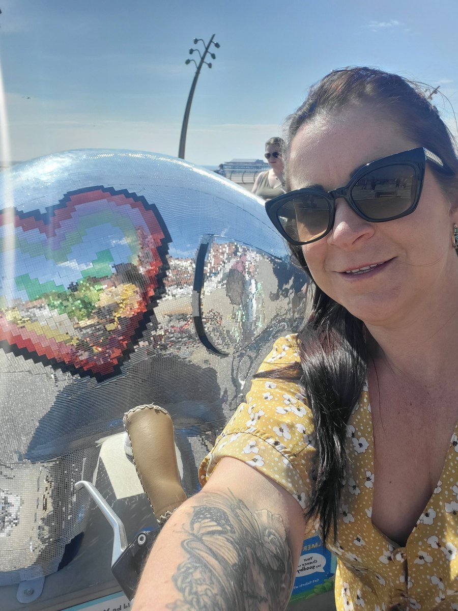 Miss Heard (@missheard3) on Twitter photo The best afternoon cycling around <a href="/ElmerBlackpool/">ElmerBlackpool</a> trail <a href="/wildinart/">Wild in Art</a>. Great to be reunited with <a href="/PCABlackpool/">Park Community Academy</a> Eden the Elmer before the final parade! The best afternoon cycling around <a href="/ElmerBlackpool/">ElmerBlackpool</a> trail <a href="/wildinart/">Wild in Art</a>. Great to be reunited with <a href="/PCABlackpool/">Park Community Academy</a> Eden the Elmer before the final parade!