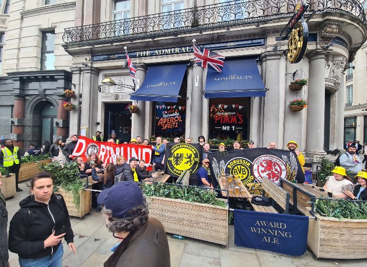 dguzmics's tweet photo. @BlackYellow Good luck Dortmund, some of our Middlesbrough fans are in London for dual support lol https://t.co/nS3VSUYeu0