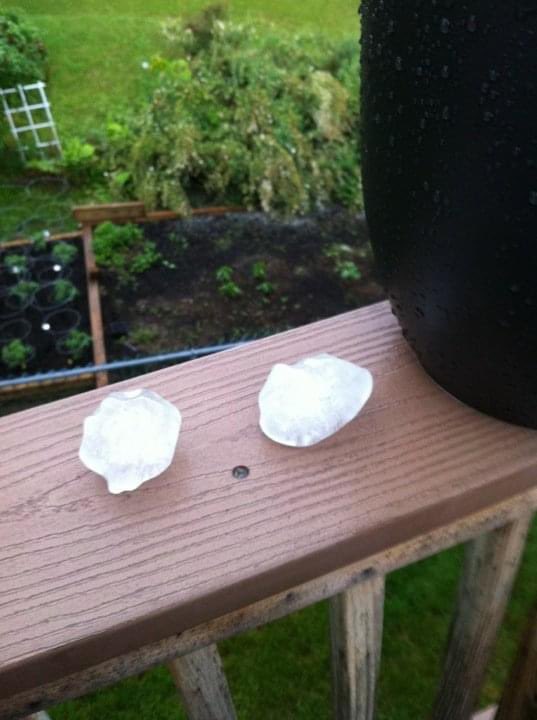 KellyBru3's tweet photo. @DHTheWeatherNut Cannot believe it’s been 13 years. Feels like yesterday. Including pictures of hail from the storm and then a picture of damage just 2 streets over from my house in Sturbridge. Don’t think I’ll ever forget that day. https://t.co/08tHmKKyh5