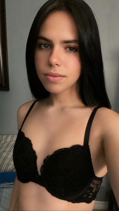 Am I your type? https://t.co/5EpUxZPBwc