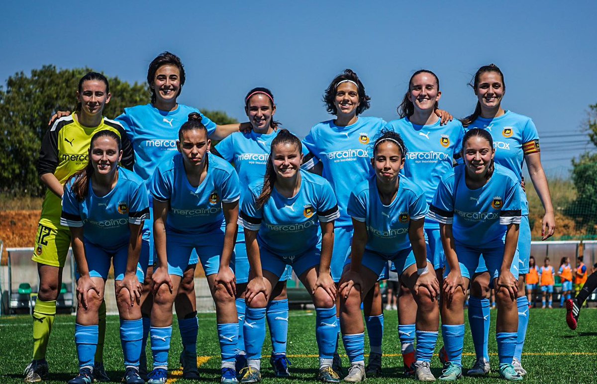 CabineSport's tweet photo. Rio Ave sagra-se campeão nacional da terceira divisão de futebol feminino 🏆🟢 https://t.co/CWXNDnIqy5