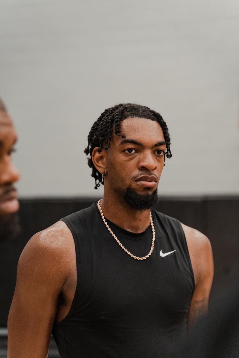 Seneca Knight tweet media