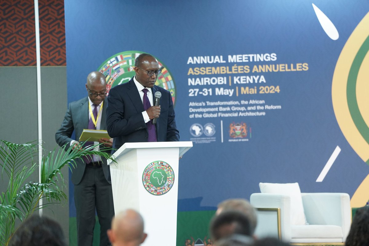 funsosomorin's tweet photo. The @AfDB_Group organised a successful event with key stakeholders on unpacking the complexity of #carbonmarkets as we embrace the opportunities. We also officially joined African Carbon Markets Initiative at the #AfDBAM24. Carbon markets must work for #Africa. @RockefellerFdn https://t.co/QfnrjwoDUc