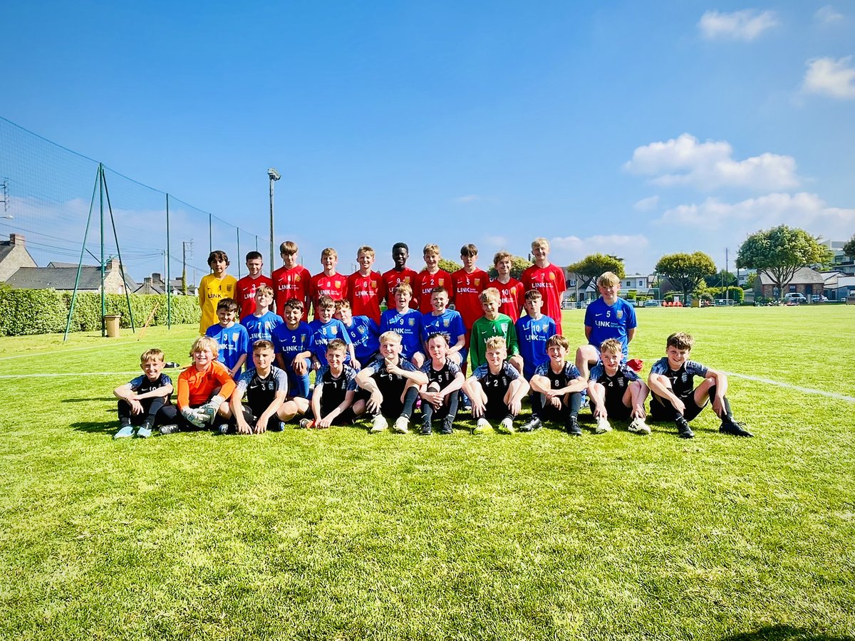acoachesview1's tweet photo. Another successful trip to @FCDinard for the #Emeraudecup with the @JerseyFA_PC .

Congratulations to our U11s on winning the competition and for both U12 teams playing in the au13s age band and making the quarter finals and semi finals respectively.

🇯🇪⚽️🇫🇷 https://t.co/mfgFwI6Tv1