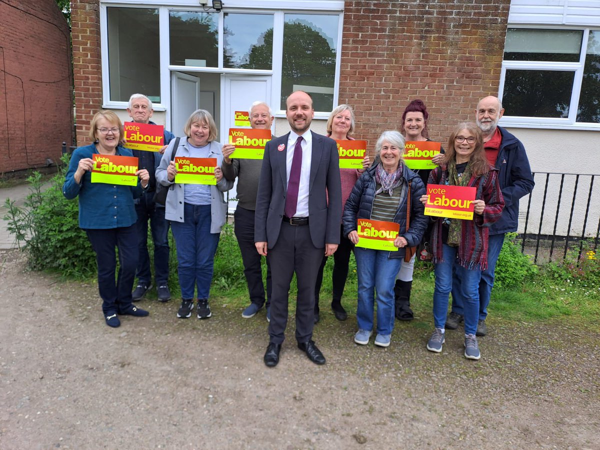Lab4Lutterworth's tweet image. @rwparkinson was out and about this morning in Fleckney for a Members mobilisation event
#timeforachange #labour #localcandidate #southleicestershire #Fleckney #election2024